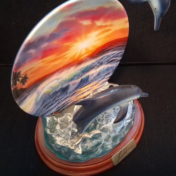 The Bradford Exchange Paradise Discovery Series Vintage Collector Plates - Picture 9 of 9